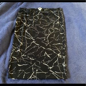 H&M Basics Knee-Length Skirt L